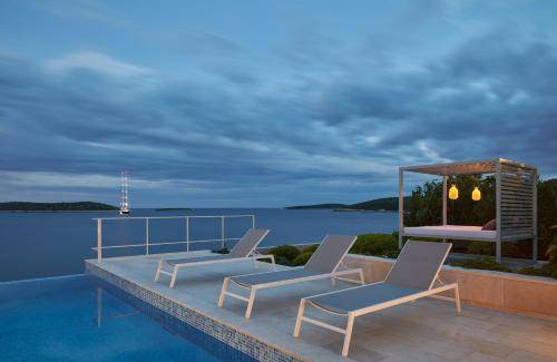 Milna Villa | 360 m² Villa ∙ 5 bedrooms ∙ 12 guests