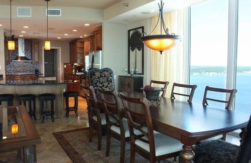 Gulf Shores Condo | 360° View of Water - The Entire 18th Floor - 4 Bedroom Penthouse