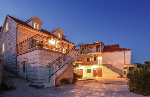 Kucice House | 361 m² House ∙ 10 bedrooms ∙ 20 guests
