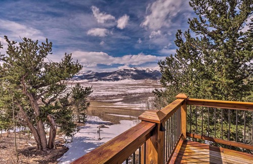 Michigan Hill House | 362 m² House ∙ 4 bedrooms ∙ 8 guests