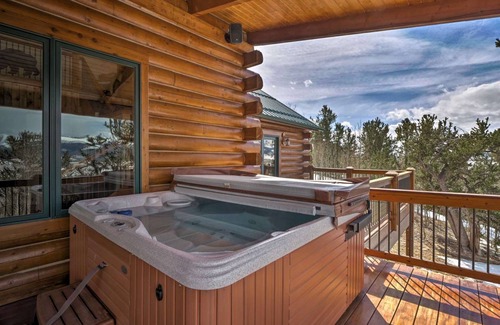 Michigan Hill House | 362 m² House ∙ 4 bedrooms ∙ 8 guests