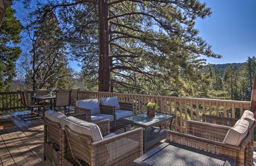 Twin Peaks House | 362 m² House ∙ 5 bedrooms ∙ 12 guests
