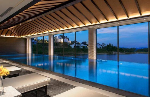 Chun'an Resort | 365 m² Resort ∙ 4 bedrooms ∙ 20 guests