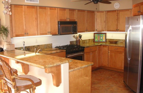 Mission Beach Condo | 3650 Bayside Walk - Family and SUV/Pickup Friendly!