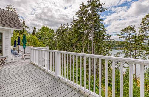 Seal Cove House | 369 m² House ∙ 4 bedrooms ∙ 8 guests