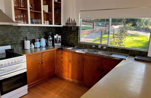 Mallacoota House | 37 - 39 Karbeethong Avenue, Mallacoota