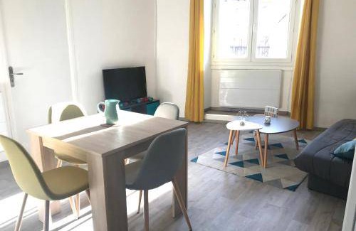Villeneuve-de-Berg Apartment | 37 m² Apartment ∙ 1 bedroom ∙ 3 guests