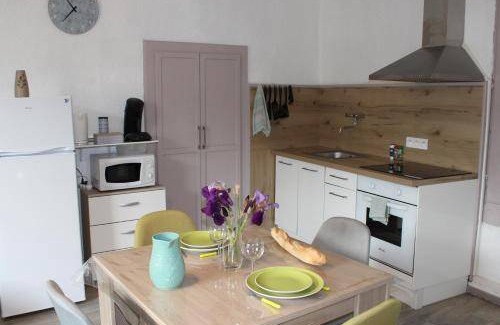 Villeneuve-de-Berg Apartment | 37 m² Apartment ∙ 1 bedroom ∙ 3 guests