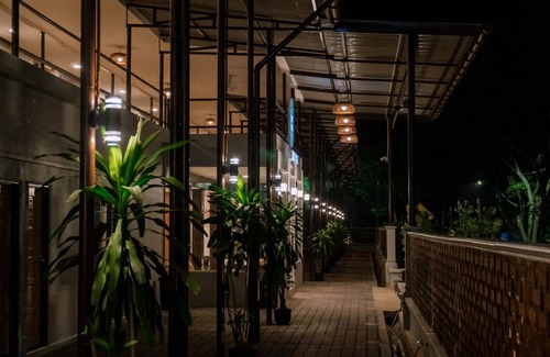 Tanjung Tanah Merah Hotel | 37 m² Hotel ∙ 4 guests
