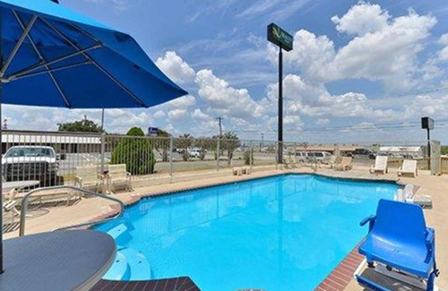 Gonzales Hotel | 37 m² Hotel ∙ 10 guests