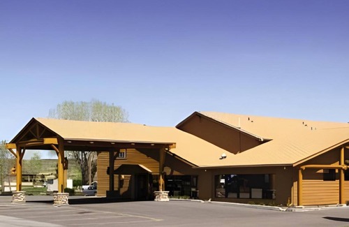 Oacoma Hotel | 37 m² Hotel ∙ 127 guests