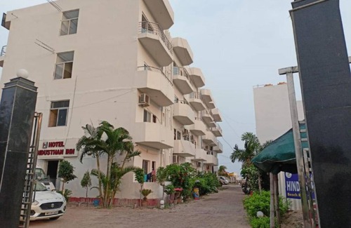 Mandarmani Hotel | 37 m² Hotel ∙ 6 guests