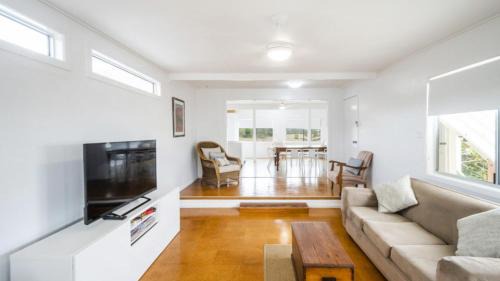 Yamba House | 37 Queen Street In Yamba
