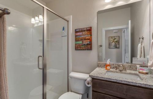 Sienna Hills House | 370 Ladera ARCADE BASKETBALL 2 X BOX ONE S's and Sports Equipment