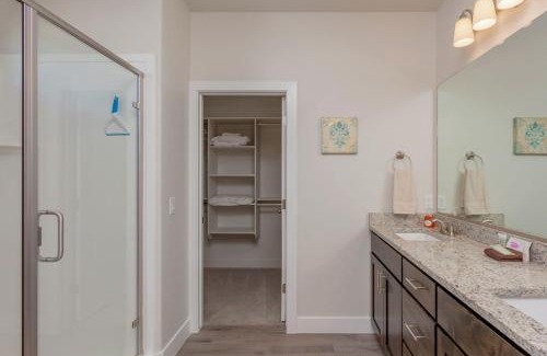 Sienna Hills House | 370 Ladera ARCADE BASKETBALL 2 X BOX ONE S's and Sports Equipment