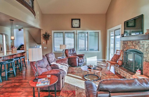 Sturgis House | 371 m² House ∙ 3 bedrooms ∙ 16 guests