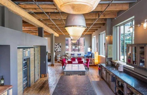 Traverse City Apartment | 372 m² Apartment ∙ 4 bedrooms ∙ 8 guests