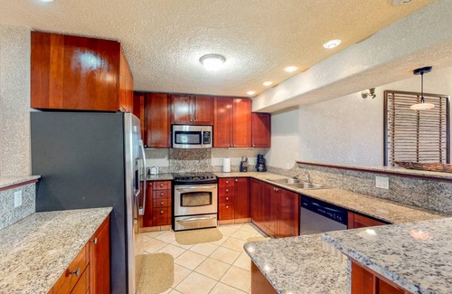 West Bay Apartment | 372 m² Apartment ∙ 5 bedrooms ∙ 10 guests