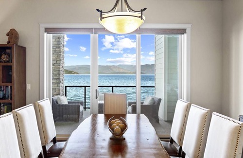 Sandpoint House | 372 m² House ∙ 5 bedrooms ∙ 14 guests