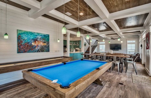 Crystal Shores House | 372 m² House ∙ 7 bedrooms ∙ 24 guests