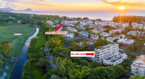 Wolmar Apartment | 373 Wolmar Cosy and Modern Apartment- 200 metres from the Beach and Supermarkets and just next to Domaine de wolmar with views of deers and green natural park