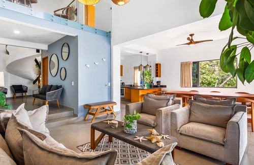 Conchas Chinas Condo | 376 m² Condo ∙ 3 bedrooms ∙ 6 guests
