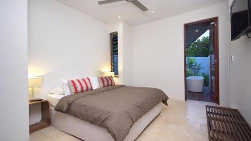 Port Douglas House | 38 Beachfront Mirage