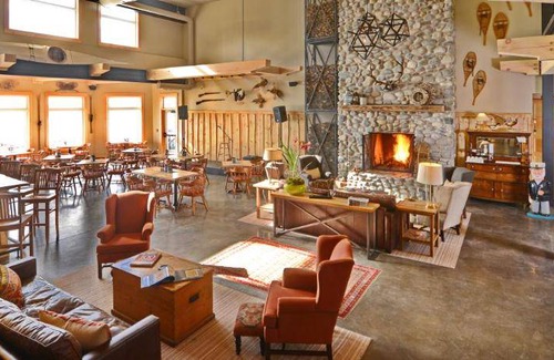 Hunts Point Hotel | 38 m² Hotel ∙ 3 bedrooms ∙ 8 guests