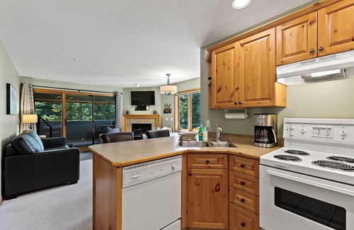 Sun Peaks Condo | 38 Snow Creek Village in Sun Peaks
