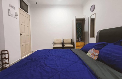 Pulai House | 380 m² House ∙ 2 guests