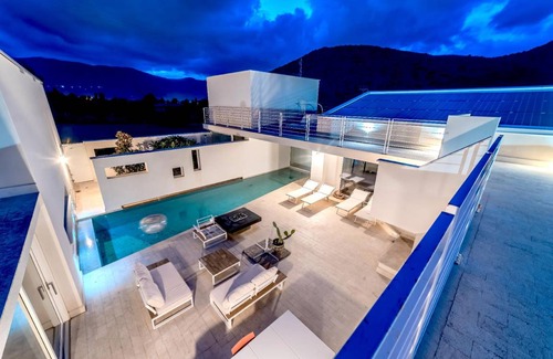 Torretta House | 380 m² House ∙ 3 bedrooms ∙ 4 guests