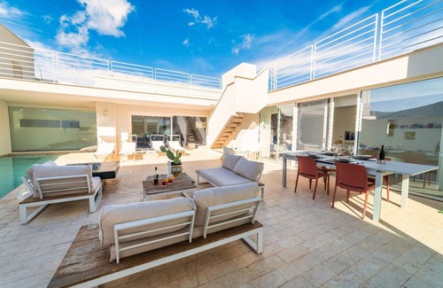 Torretta House | 380 m² House ∙ 3 bedrooms ∙ 4 guests