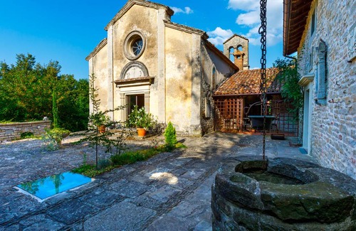 Santa Sofia Villa | 380 m² Villa ∙ 3 bedrooms ∙ 8 guests