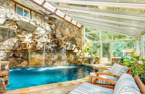 Rutherfordton Cabin | 381 m² Cabin ∙ 5 bedrooms ∙ 12 guests