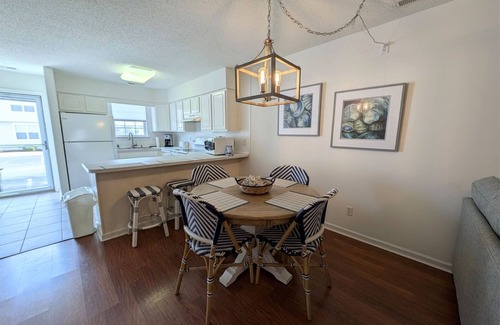 Frankford House | 38173 Beachwood Court, Unit 64