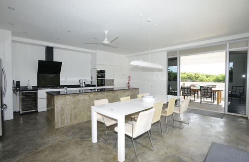 Whitehouse Villa | 39 Culloden By The Sea, Whitehouse, Westmoreland, Jamaica