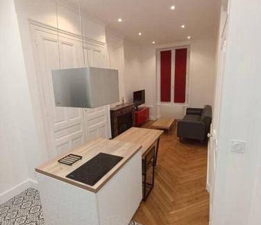 Jules Ferry - Recamier Apartment | 39 m² Apartment ∙ 1 bedroom ∙ 2 guests