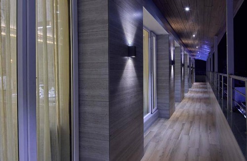 Hosur Hotel | 39 m² Hotel ∙ 3 guests