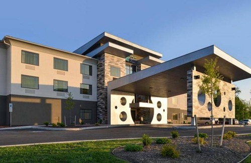 Shippensburg Hotel | 39 m² Hotel ∙ 127 guests