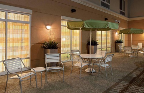 Lewisburg Hotel | 39 m² Hotel ∙ 127 guests