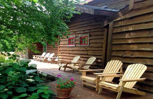 Skaneateles Hotel | 39 m² Motel ∙ 4 guests