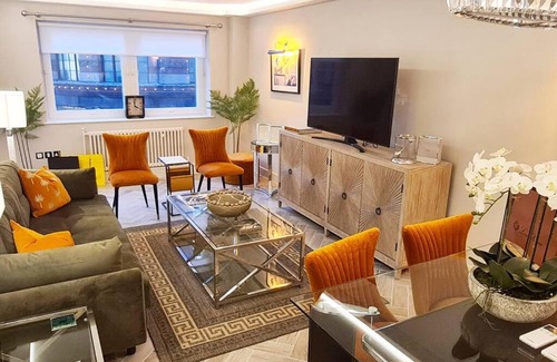Knightsbridge Apartment | 39 steps to Harrods 2 Beds with AC
