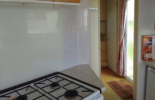 Looe House | 39 west wayland caravan park pl132js