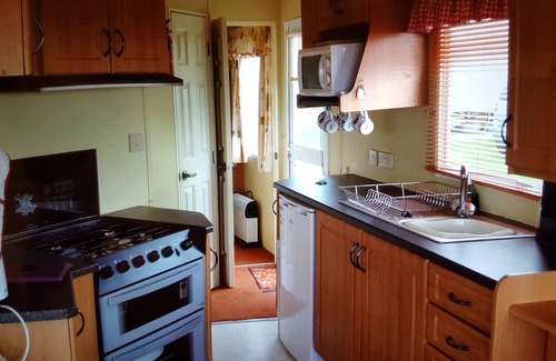 Looe House | 39 west wayland caravan park pl132js