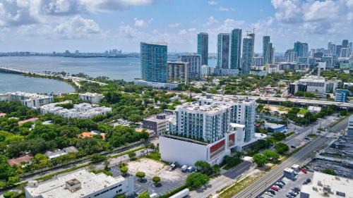 Northeast Miami Apartment | 3900-602LG DESIGN DISTRICT, CONDO 2 BEDROOMS & 2 BATHROOMS