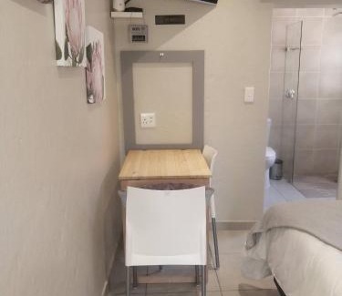 Pretoria House | 394OnEmus