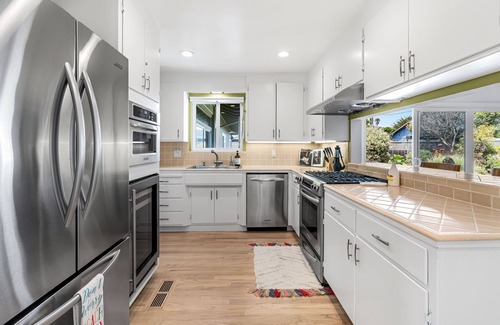 Westside Santa Cruz House | 3977 Cliff House - Available in August!