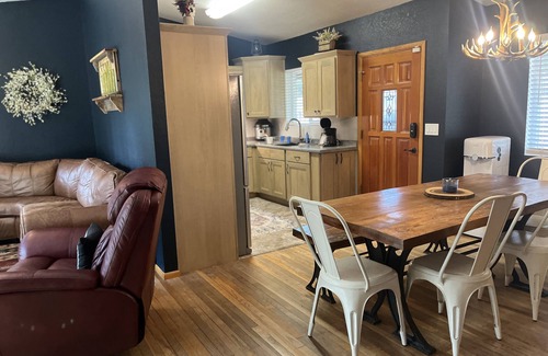 Payson Cabin | 3B/1B Riverfront Retreat in Payson – Cool Summer Getaway, 4 Season Nature Escape
