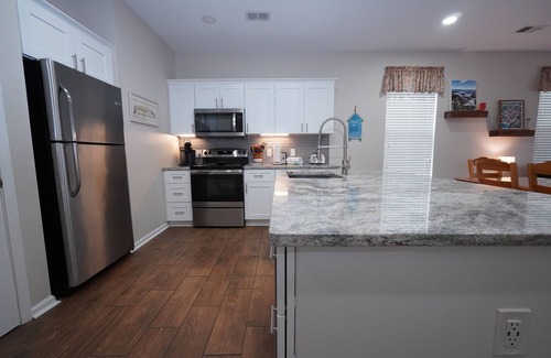 Carolina Forest Condo | 3b 2ba River Oaks Getaway with Pool Hot tub