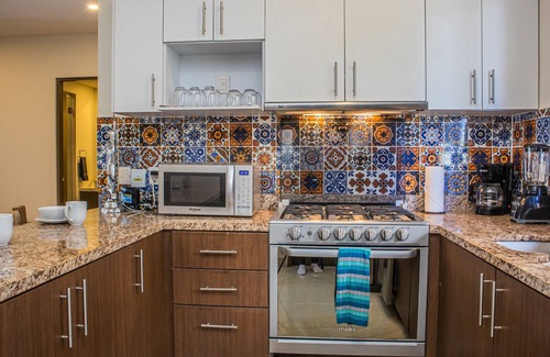 Las Jarretaderas Apartment | 3B/2Ba Spacious! Ground Floor! Azulejos sleeps 6